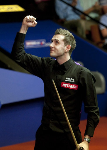 的队员纷纷 的队员纷纷