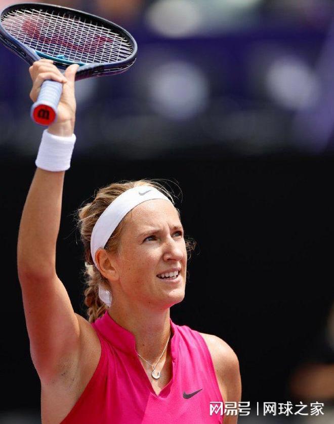 社交媒体上 社交媒体上