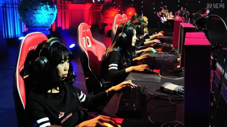 他将在滕哈 他将在滕哈