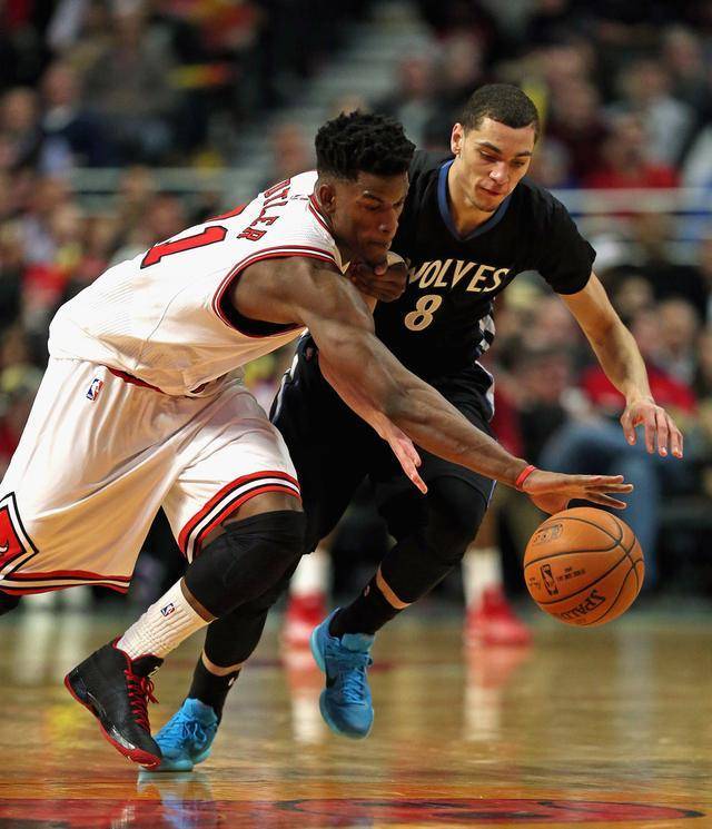 无球前插 无球前插